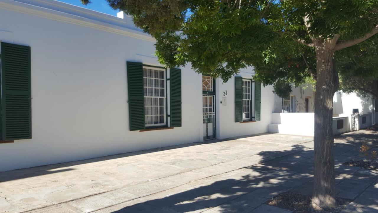 Flower'S Halt Graaff-Reinet Exteriör bild