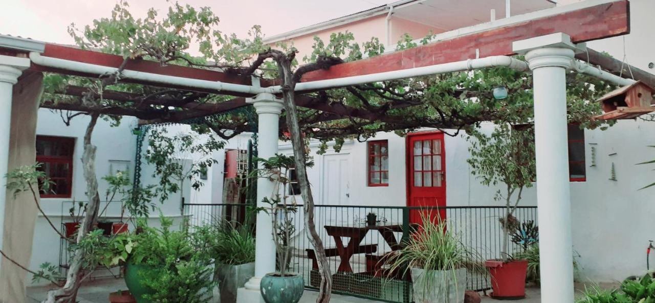 Flower'S Halt Graaff-Reinet Exteriör bild
